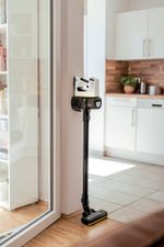 VC_4_Cordless_Premium_kitchen_wall_mount_app_01_CI20-Web_800_Max
